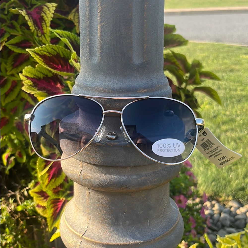 Liz Claiborne Black and Silver Sunglasses